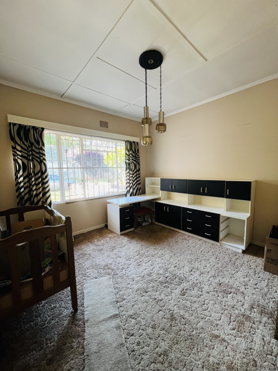 4 Bedroom Property for Sale in Cyrildene Gauteng