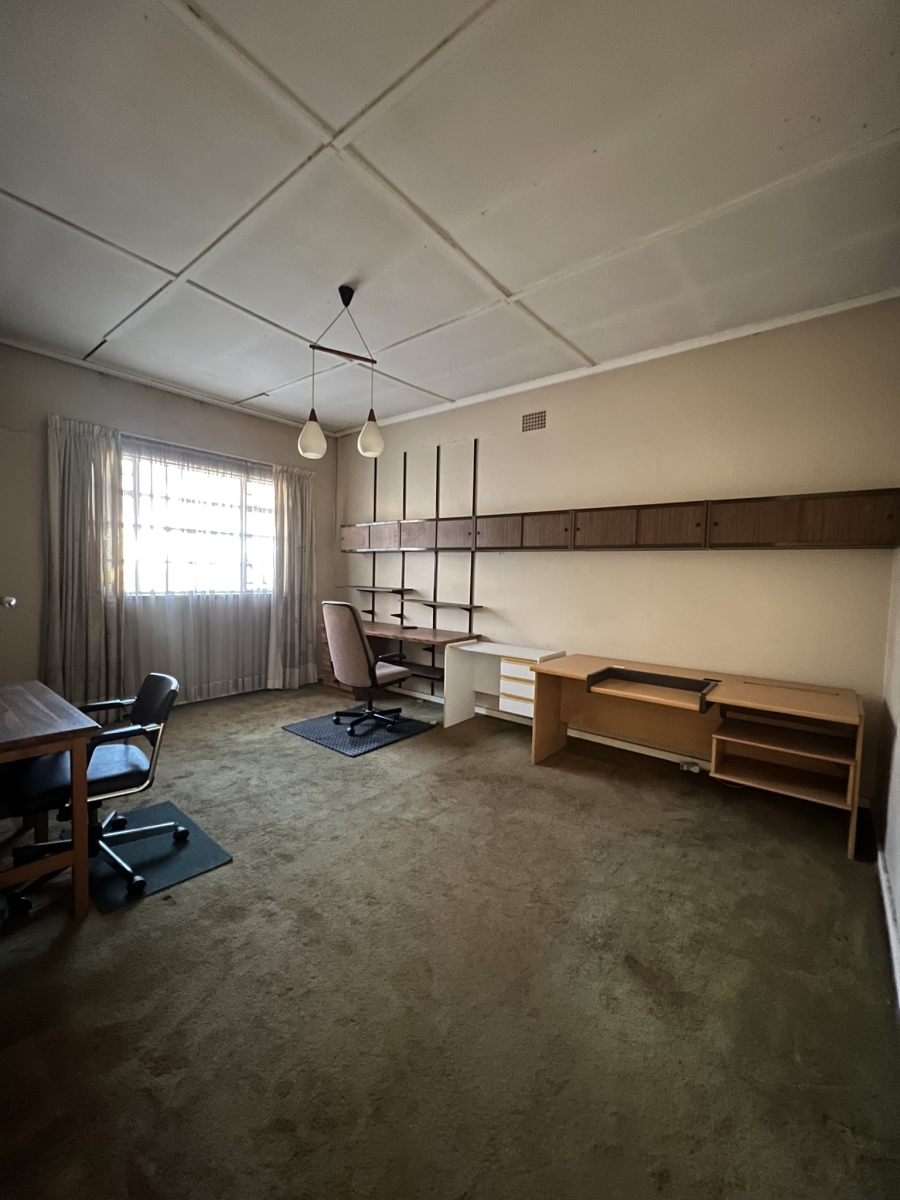 4 Bedroom Property for Sale in Cyrildene Gauteng