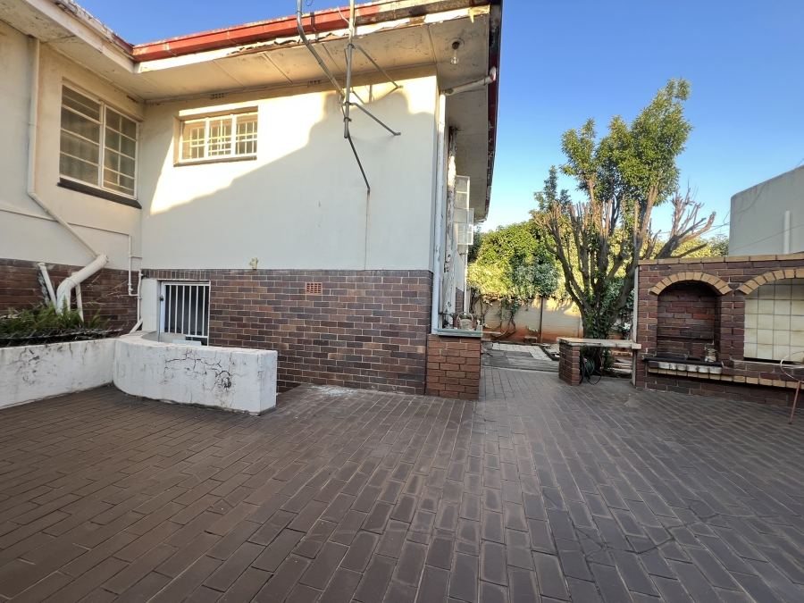 4 Bedroom Property for Sale in Cyrildene Gauteng