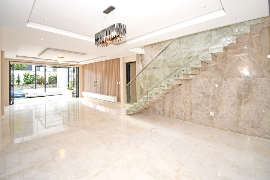 7 Bedroom Property for Sale in Waterfall Country Estate Gauteng