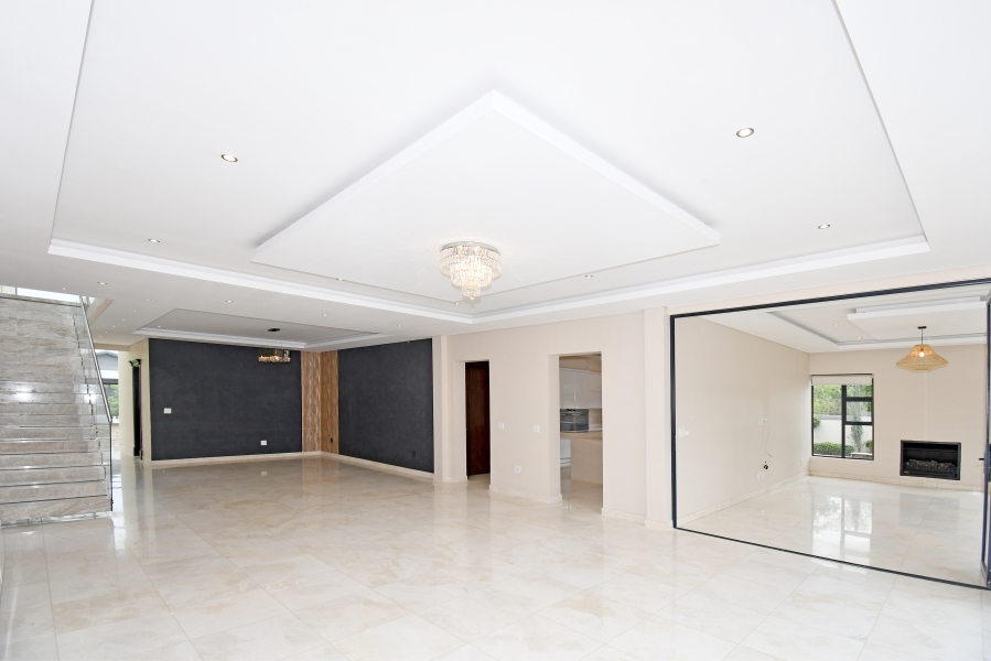 7 Bedroom Property for Sale in Waterfall Country Estate Gauteng