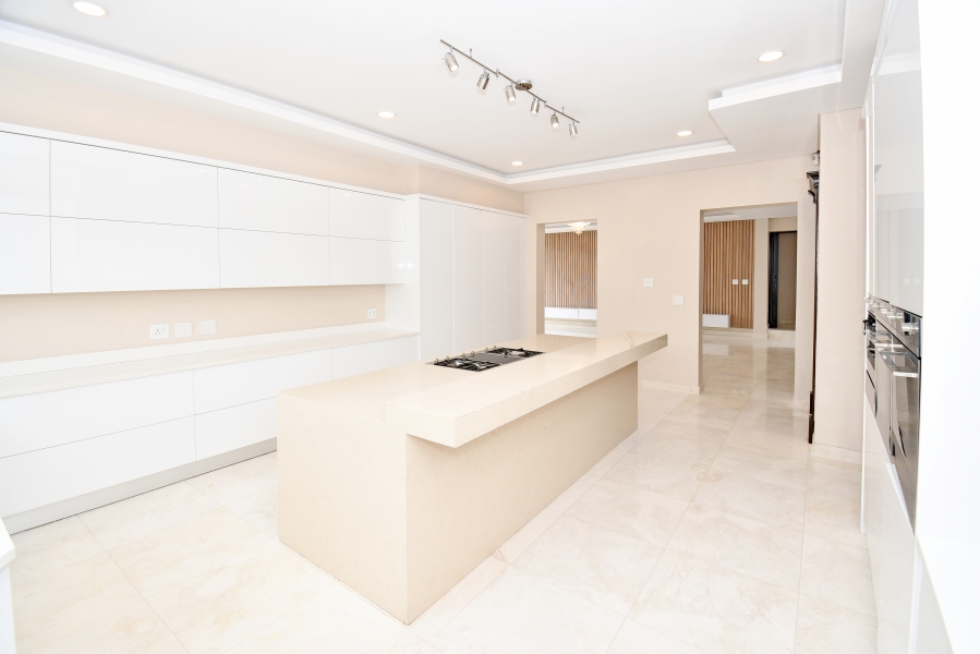 7 Bedroom Property for Sale in Waterfall Country Estate Gauteng