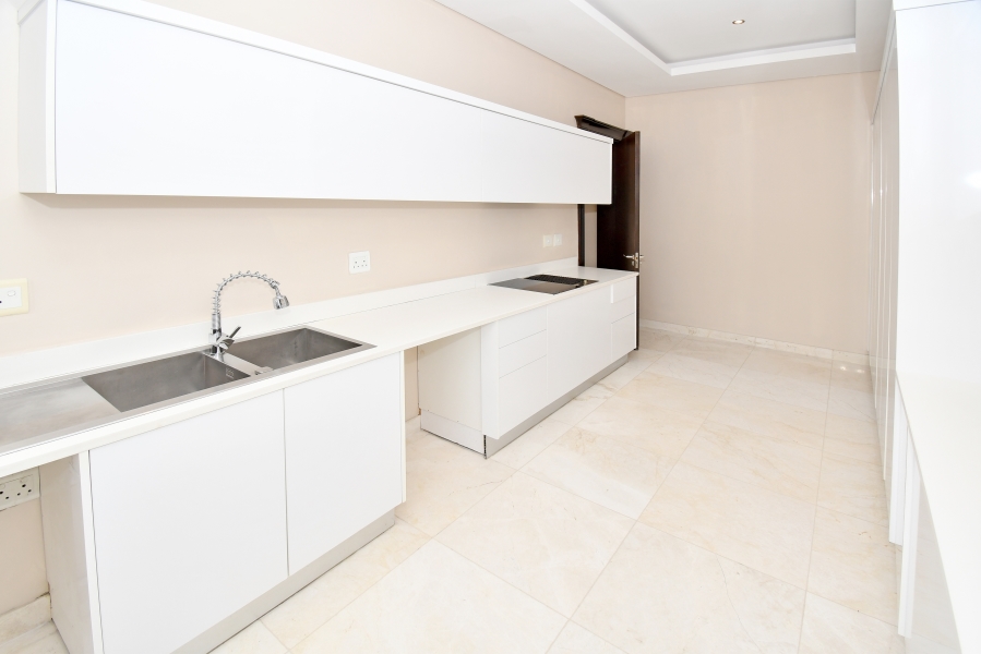 7 Bedroom Property for Sale in Waterfall Country Estate Gauteng