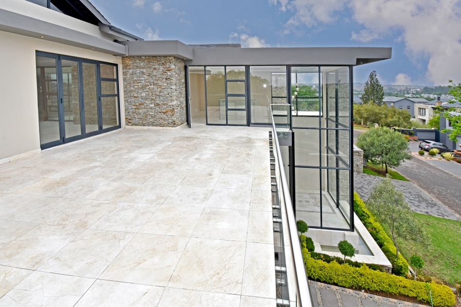 7 Bedroom Property for Sale in Waterfall Country Estate Gauteng