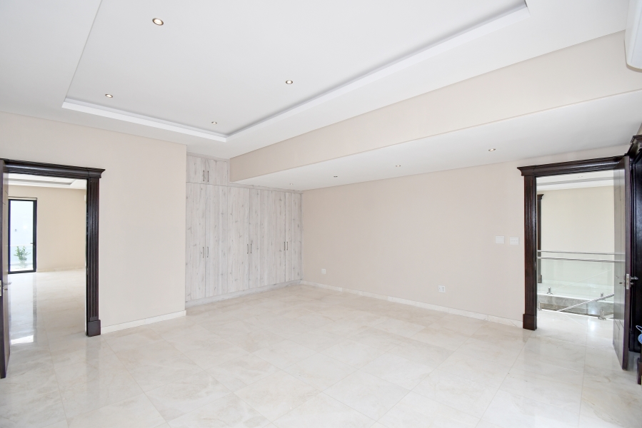 7 Bedroom Property for Sale in Waterfall Country Estate Gauteng