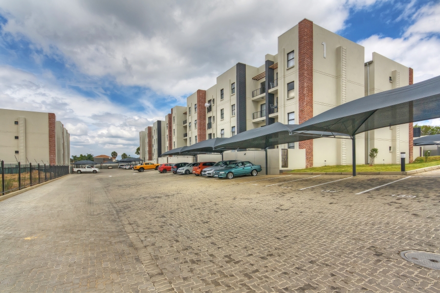 0 Bedroom Property for Sale in Halfway Gardens Gauteng