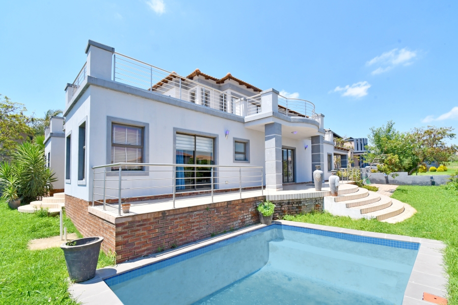 5 Bedroom Property for Sale in Blue Valley Golf Estate Gauteng