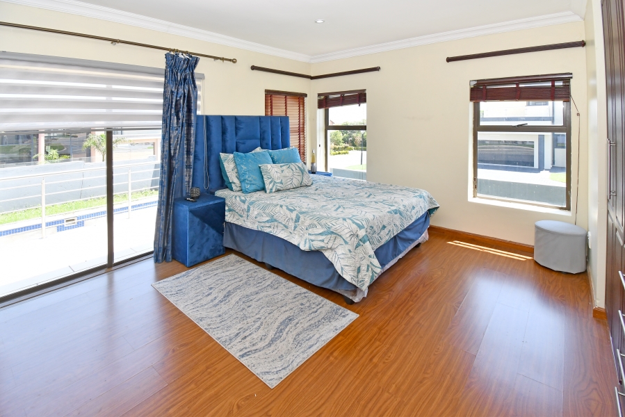 5 Bedroom Property for Sale in Blue Valley Golf Estate Gauteng