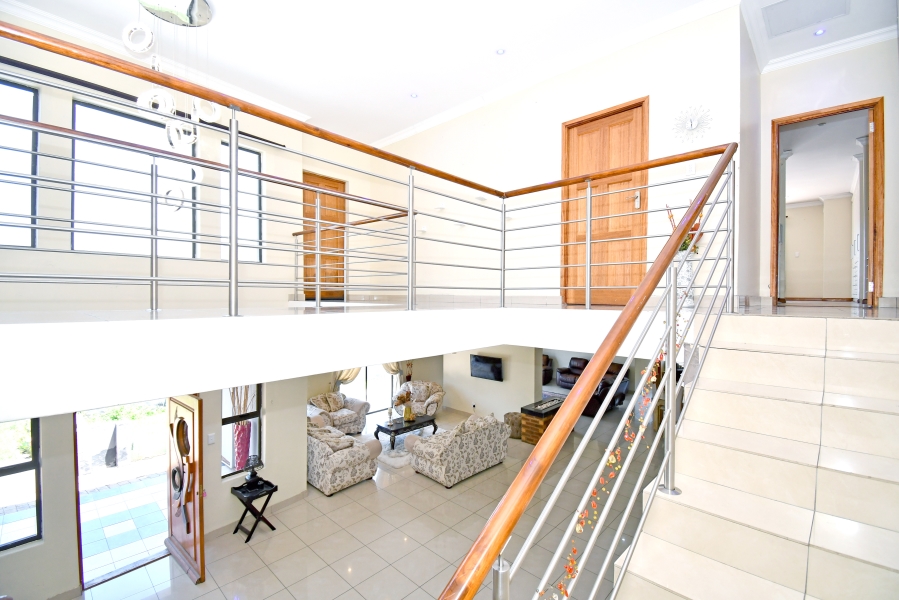 5 Bedroom Property for Sale in Blue Valley Golf Estate Gauteng