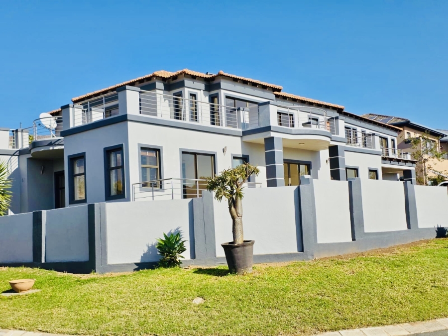 5 Bedroom Property for Sale in Blue Valley Golf Estate Gauteng