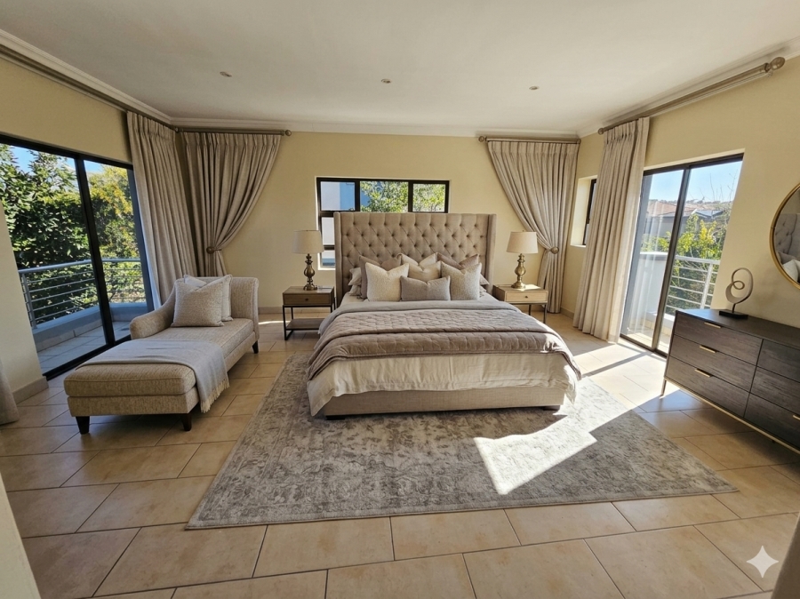 5 Bedroom Property for Sale in Blue Valley Golf Estate Gauteng