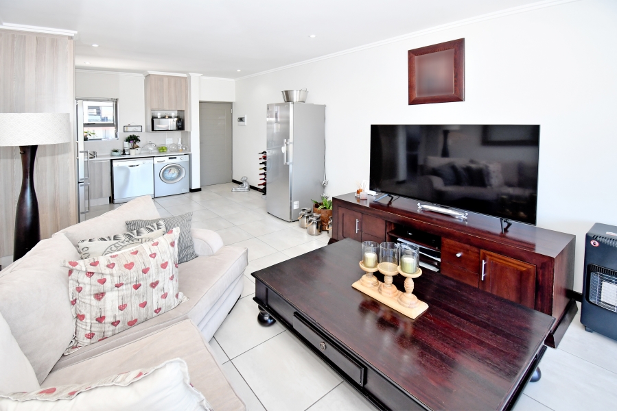 1 Bedroom Property for Sale in Barbeque Downs Gauteng