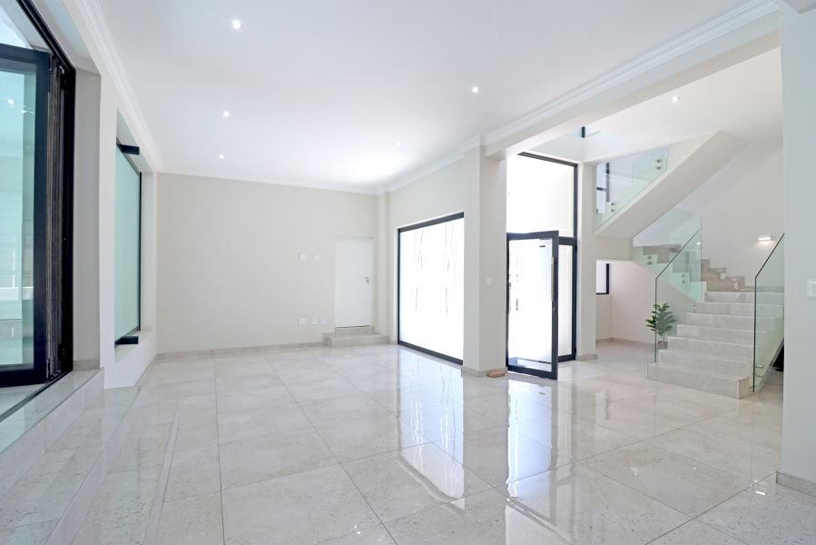 5 Bedroom Property for Sale in Kyalami Glen Estate Gauteng