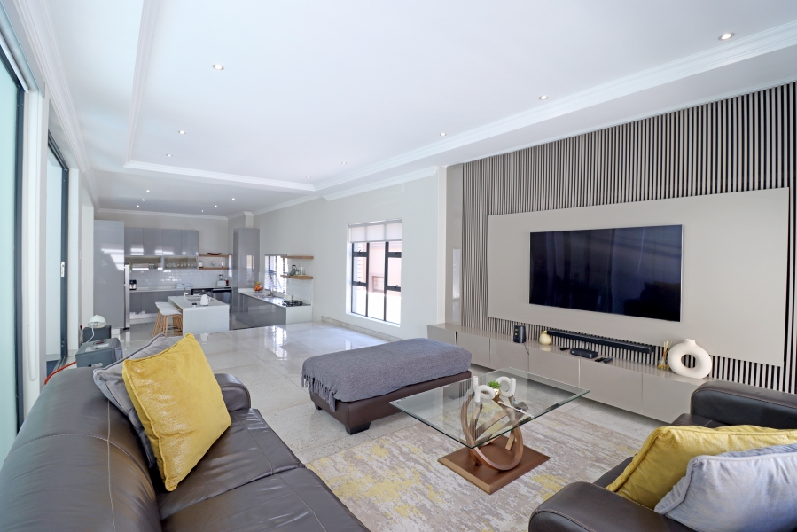 5 Bedroom Property for Sale in Kyalami Glen Estate Gauteng