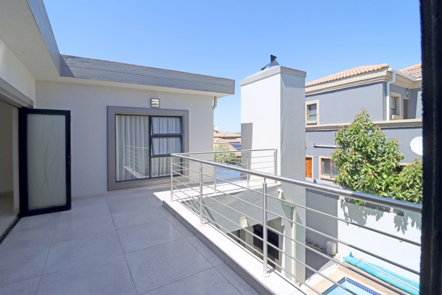 5 Bedroom Property for Sale in Kyalami Glen Estate Gauteng