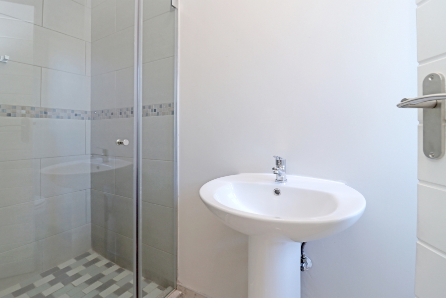 5 Bedroom Property for Sale in Kyalami Glen Estate Gauteng