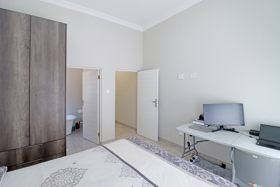 5 Bedroom Property for Sale in Kyalami Glen Estate Gauteng