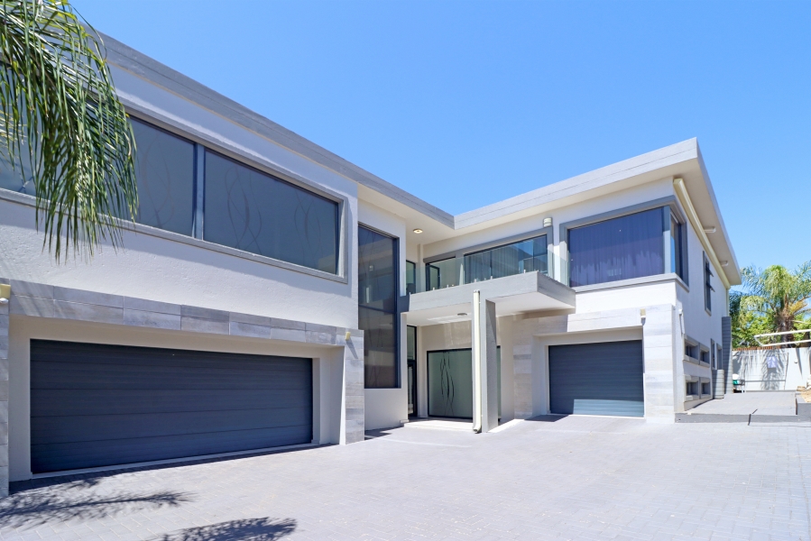 5 Bedroom Property for Sale in Kyalami Glen Estate Gauteng