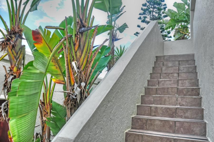 2 Bedroom Property for Sale in Vorna Valley Gauteng