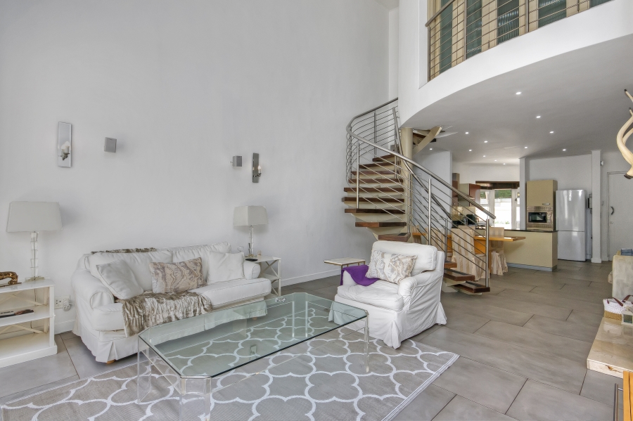 To Let 2 Bedroom Property for Rent in Illovo Gauteng