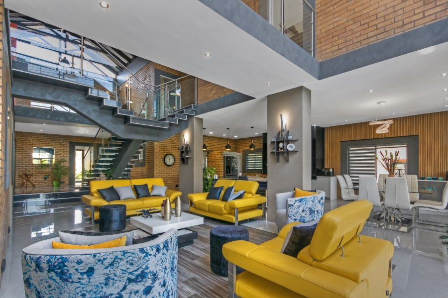 4 Bedroom Property for Sale in Carlswald Gauteng