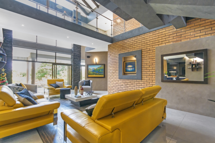 4 Bedroom Property for Sale in Carlswald Gauteng