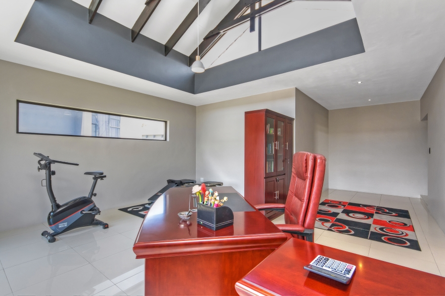 4 Bedroom Property for Sale in Carlswald Gauteng