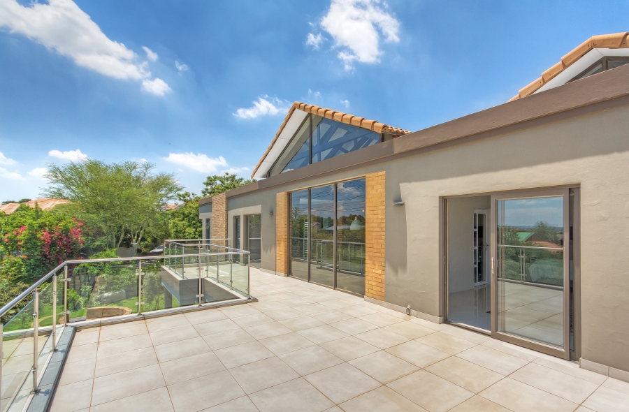 4 Bedroom Property for Sale in Carlswald Gauteng