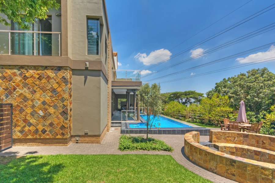 4 Bedroom Property for Sale in Carlswald Gauteng