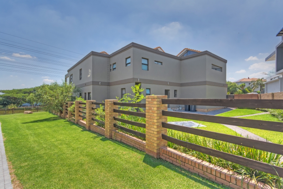 4 Bedroom Property for Sale in Carlswald Gauteng
