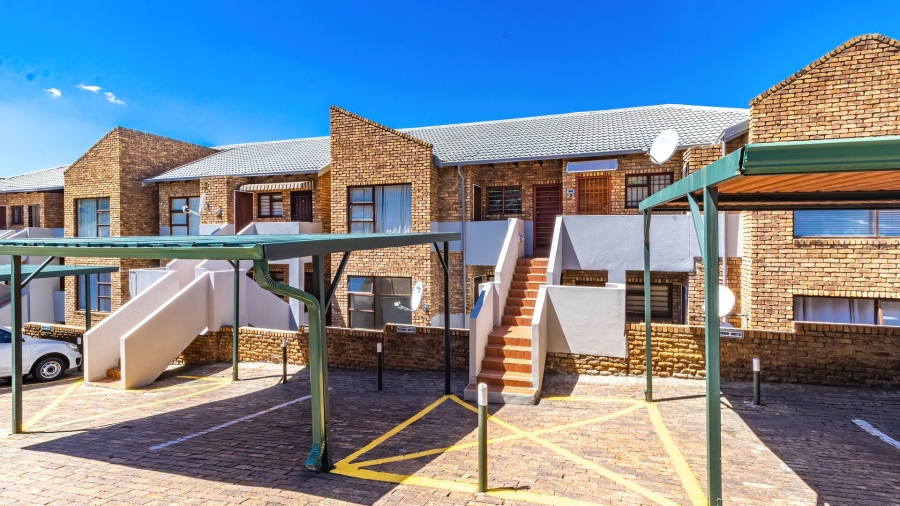 2 Bedroom Property for Sale in Bassonia Gauteng