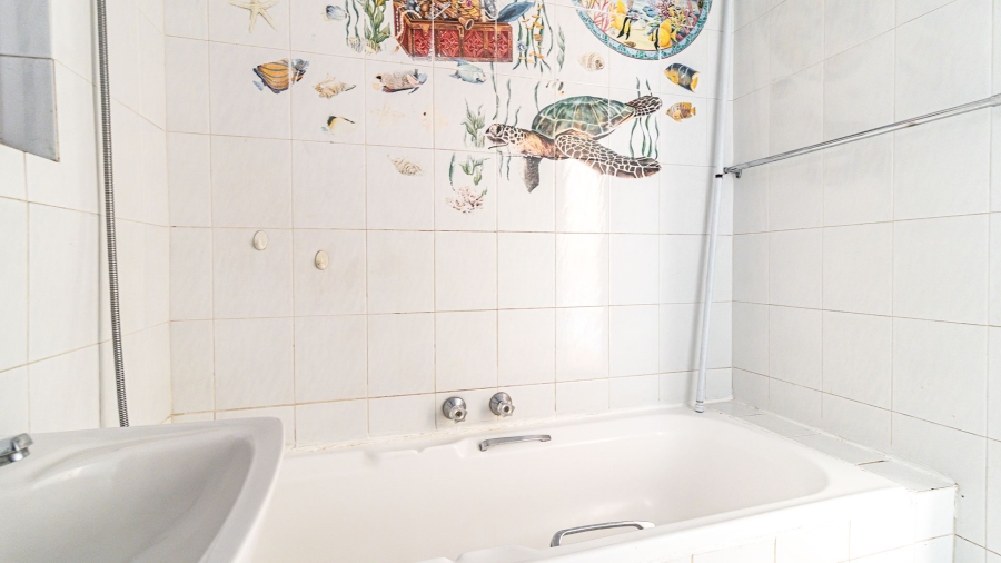 2 Bedroom Property for Sale in Bassonia Gauteng