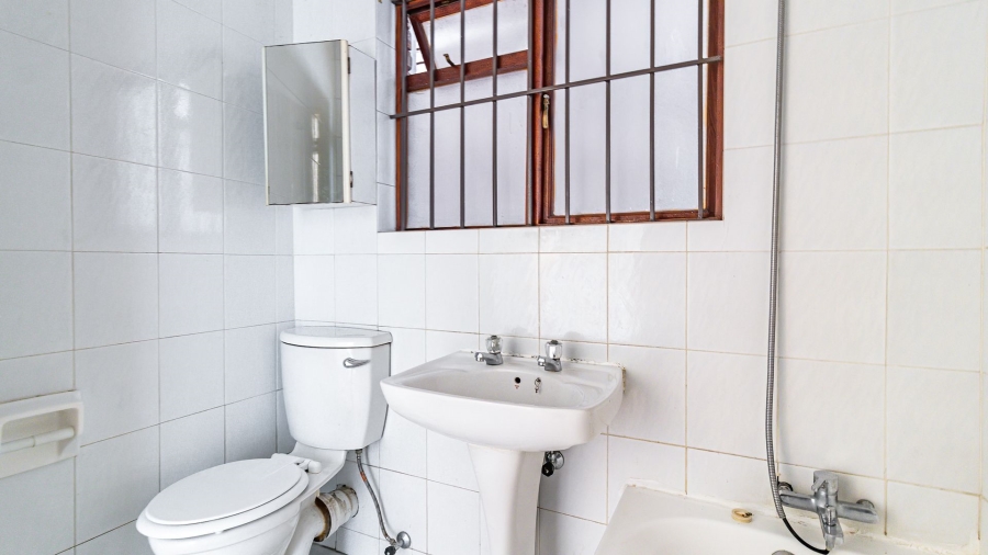 2 Bedroom Property for Sale in Bassonia Gauteng