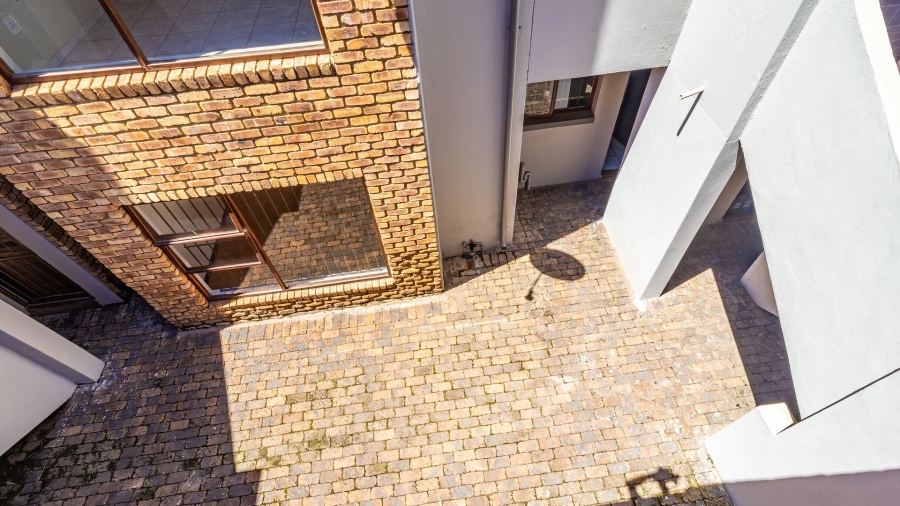 2 Bedroom Property for Sale in Bassonia Gauteng