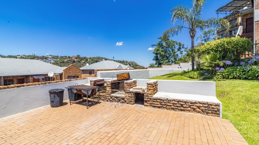 2 Bedroom Property for Sale in Bassonia Gauteng