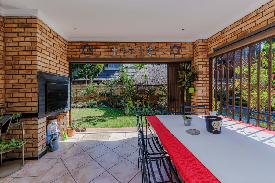 4 Bedroom Property for Sale in Boskruin Gauteng