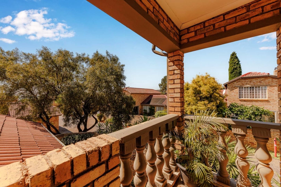 4 Bedroom Property for Sale in Boskruin Gauteng