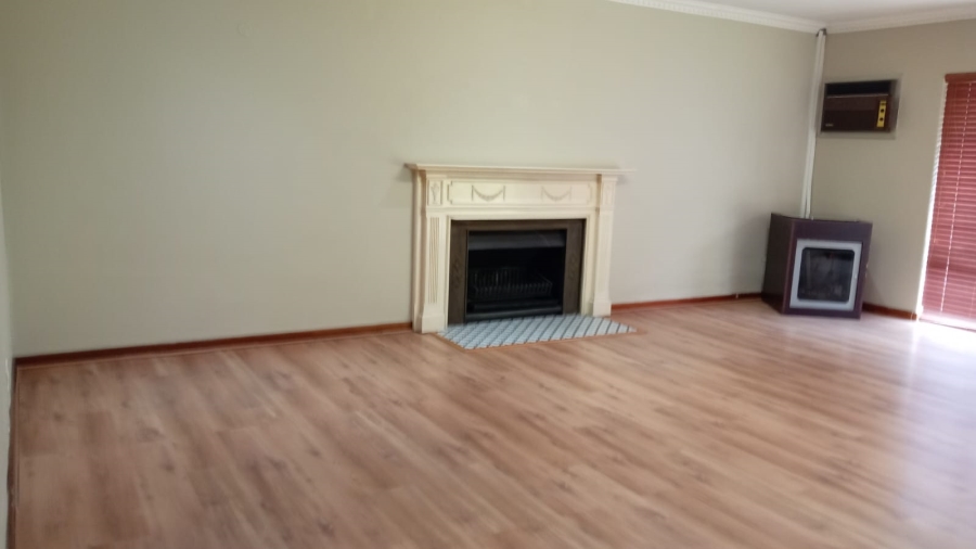 3 Bedroom Property for Sale in Florida Park Gauteng