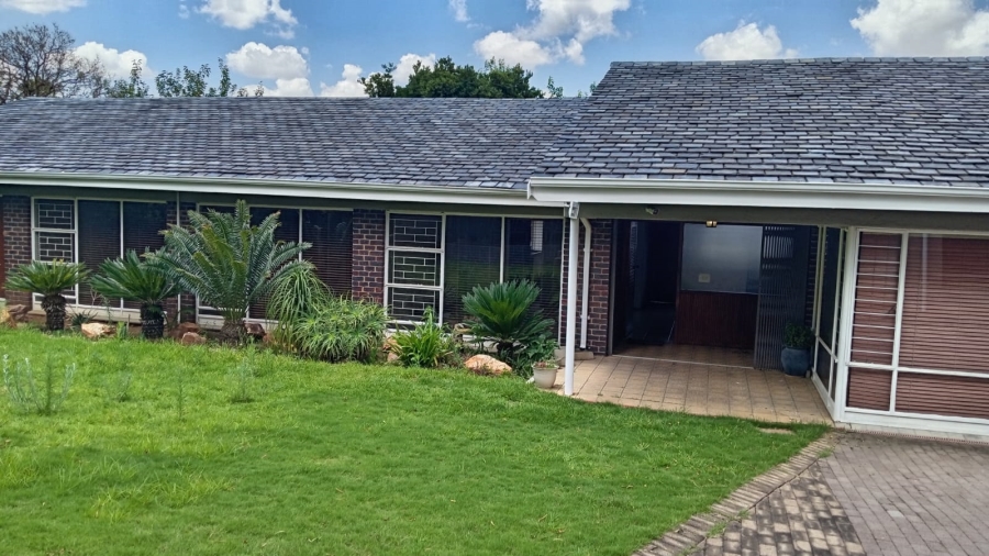 3 Bedroom Property for Sale in Florida Park Gauteng