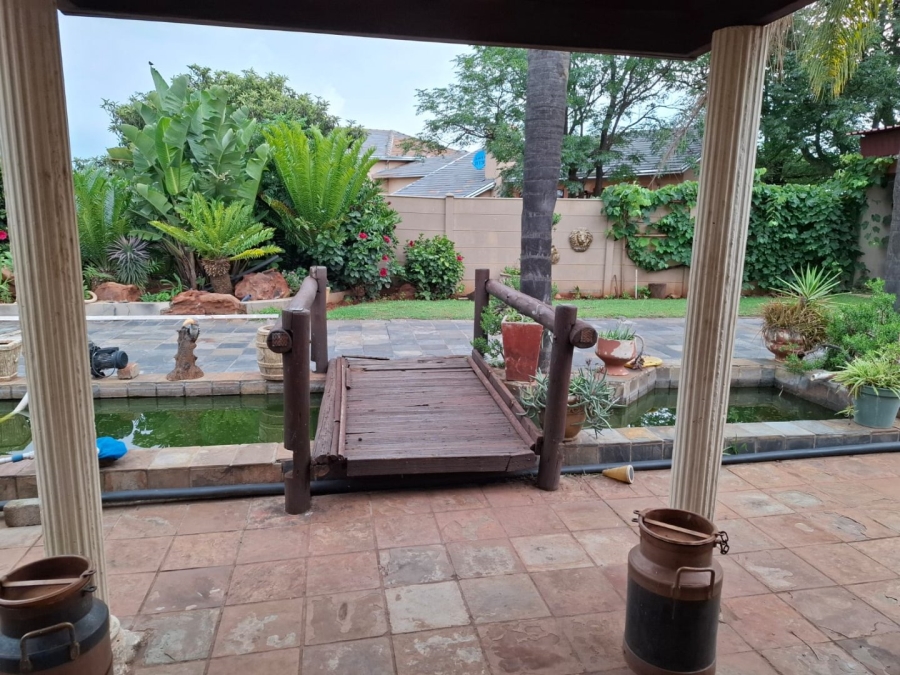 3 Bedroom Property for Sale in Hillshaven Gauteng
