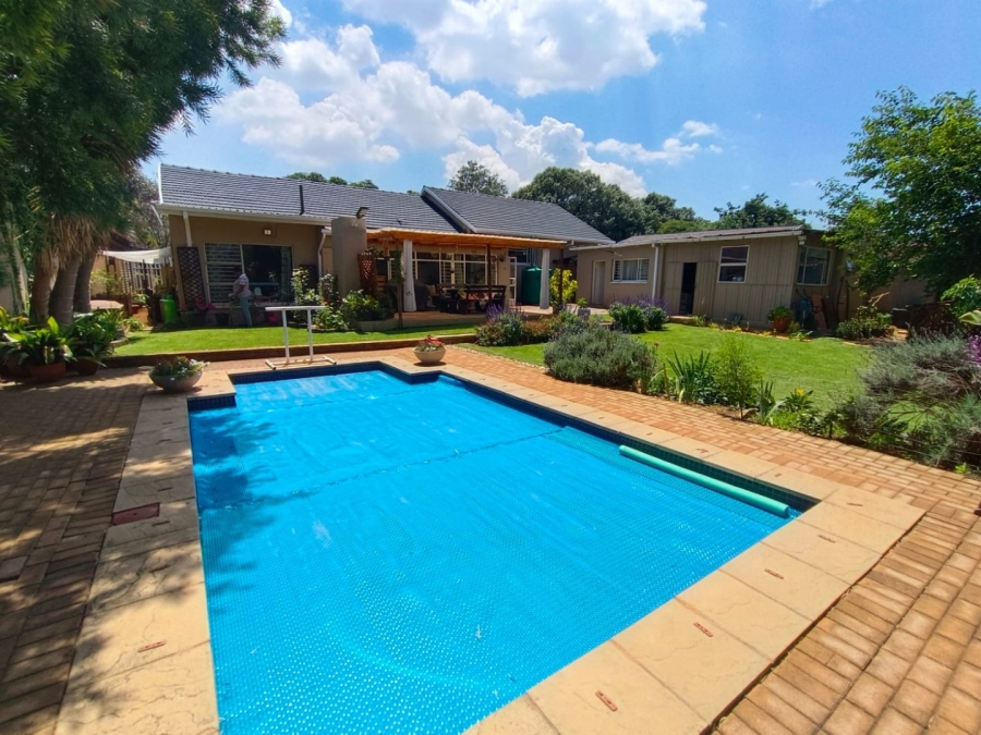3 Bedroom Property for Sale in Greenhills Gauteng