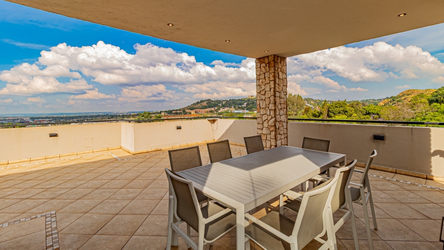 3 Bedroom Property for Sale in Floracliffe Gauteng