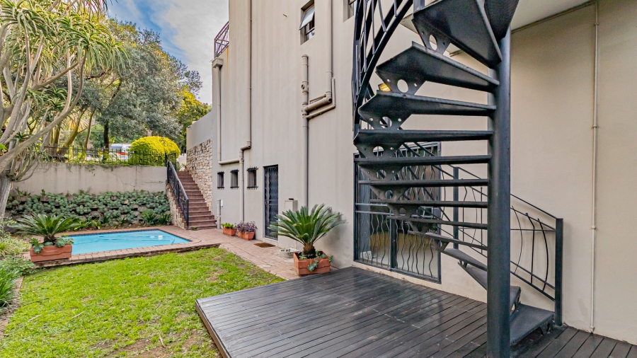 3 Bedroom Property for Sale in Floracliffe Gauteng