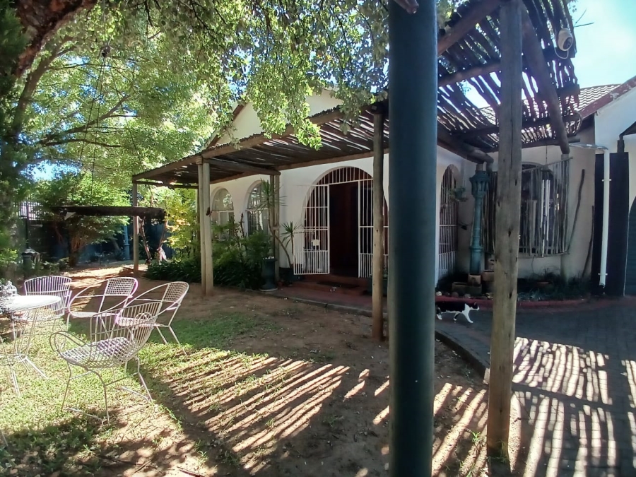 3 Bedroom Property for Sale in Helikonpark Gauteng