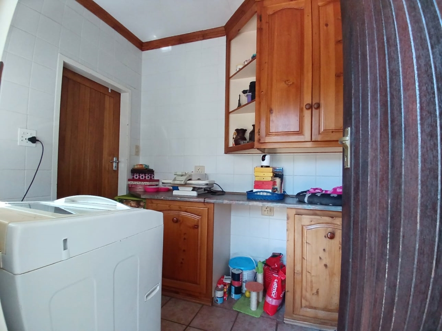 3 Bedroom Property for Sale in Helikonpark Gauteng