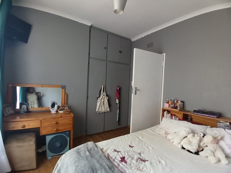 3 Bedroom Property for Sale in Helikonpark Gauteng