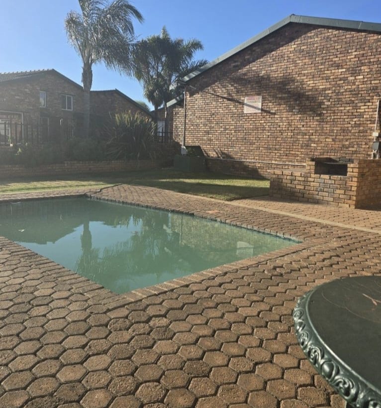 3 Bedroom Property for Sale in Mindalore Gauteng