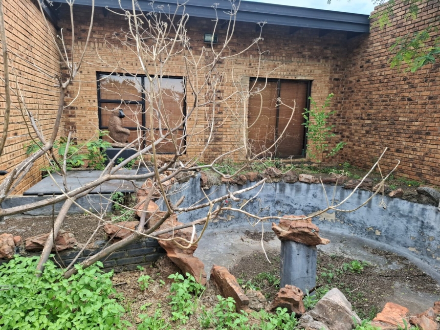 3 Bedroom Property for Sale in Westonaria Gauteng