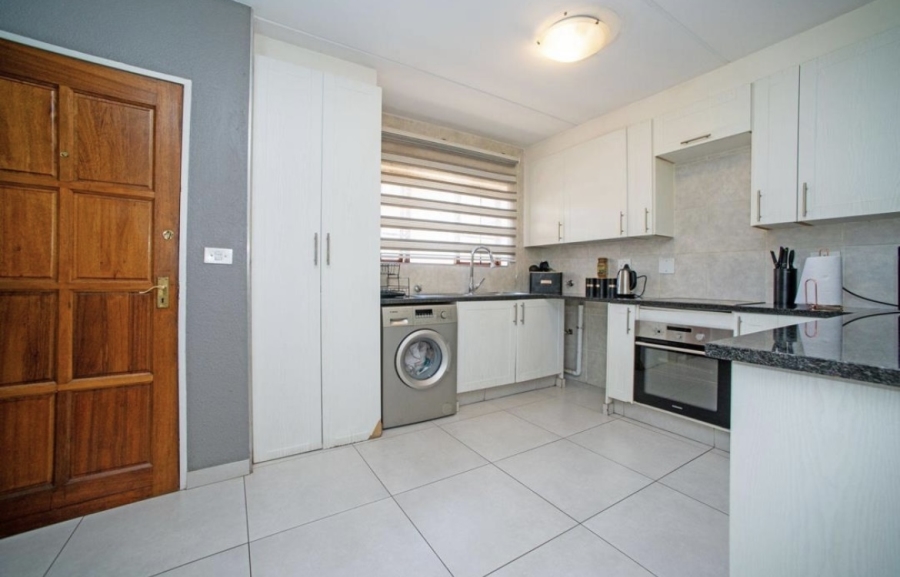 3 Bedroom Property for Sale in Bedfordview Gauteng