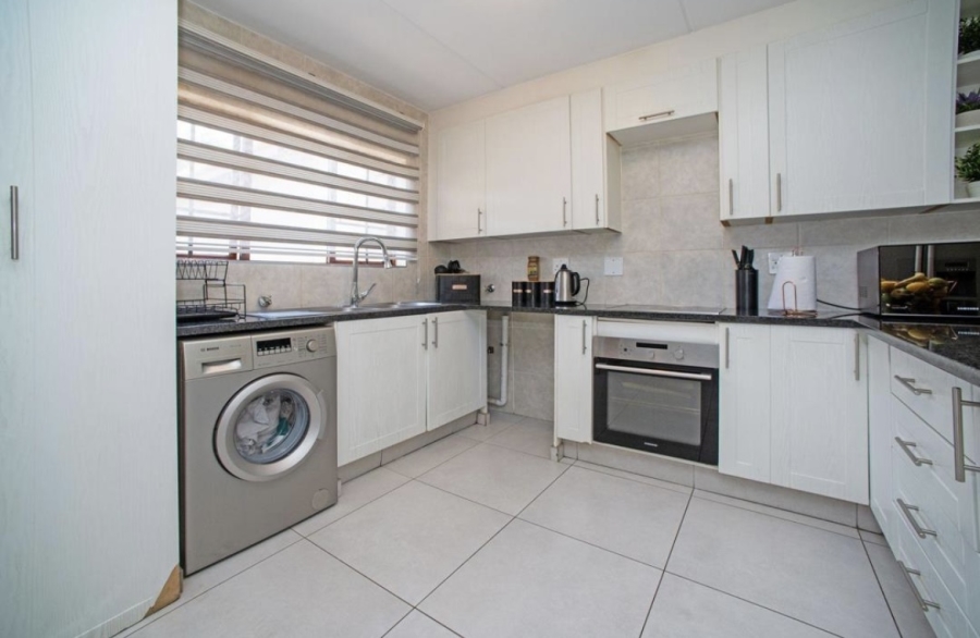 3 Bedroom Property for Sale in Bedfordview Gauteng